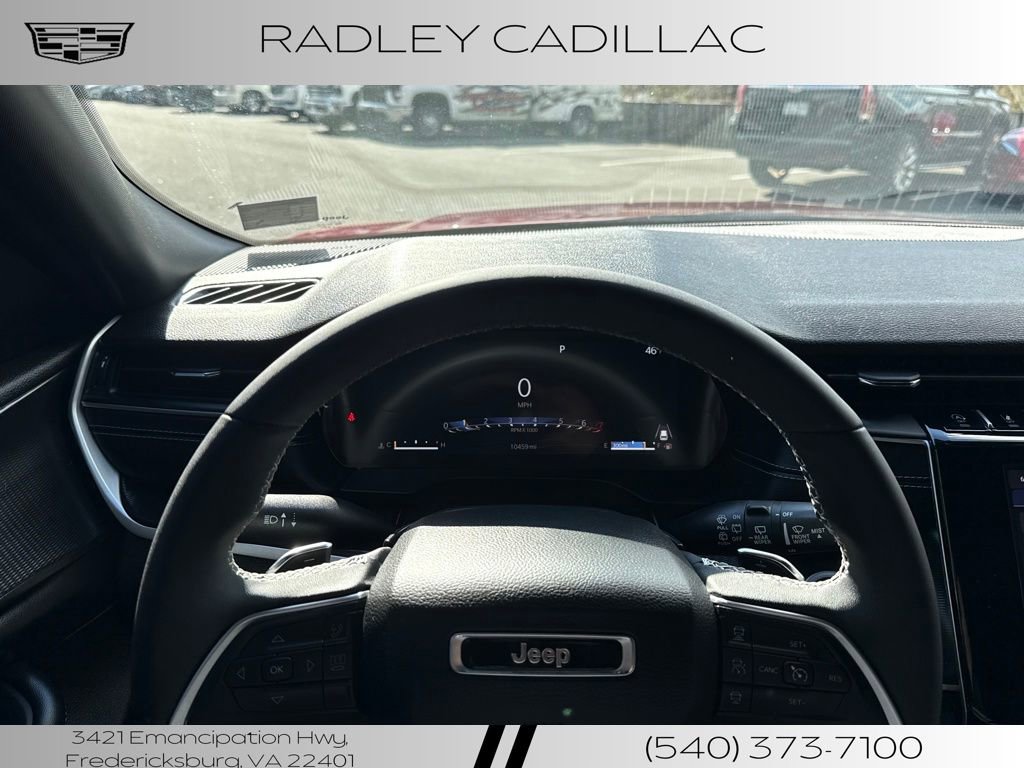 Used 2024 Jeep Grand Cherokee L Altitude AWD/4WD image 6
