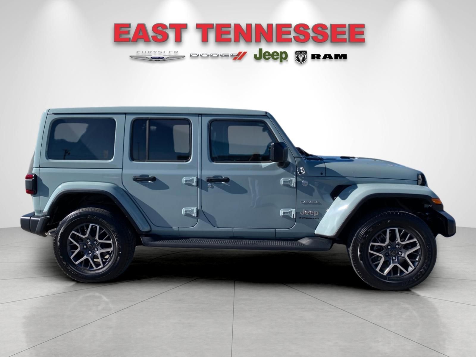 Used 2024 Jeep Wrangler Sahara w/ Technology Group image 2