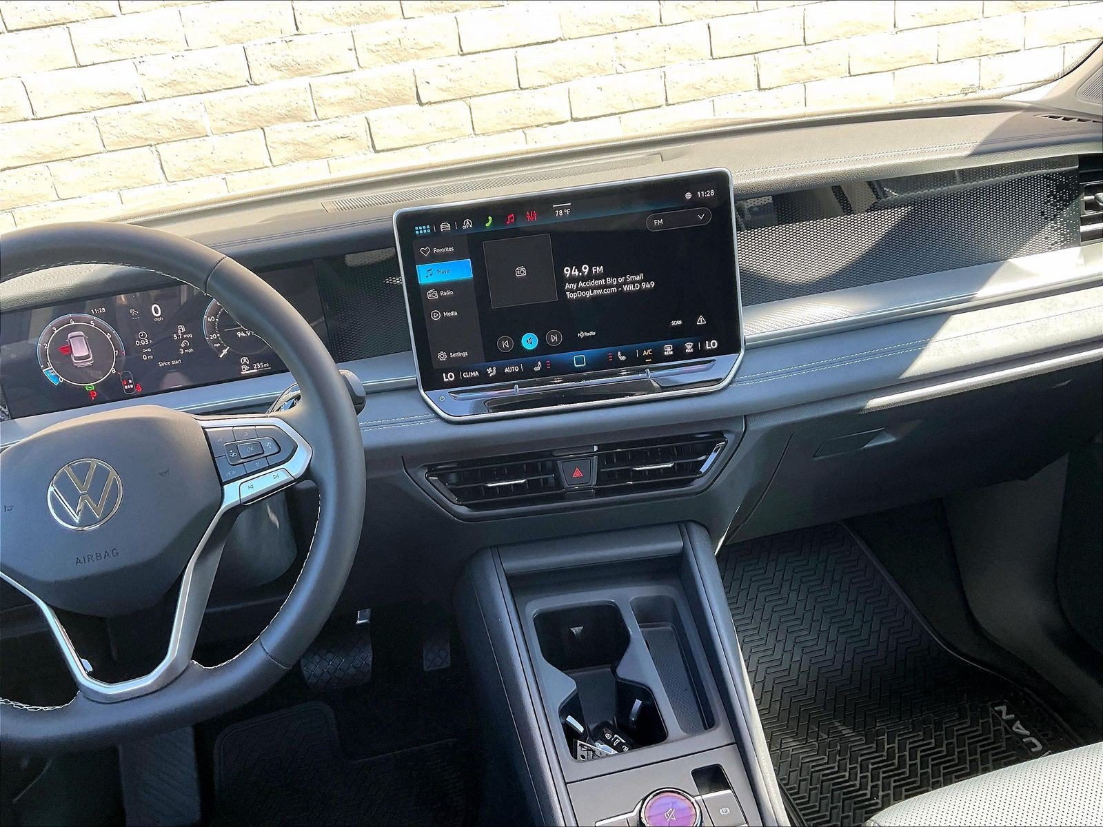 New 2026 Volkswagen Tiguan SE FWD image 5