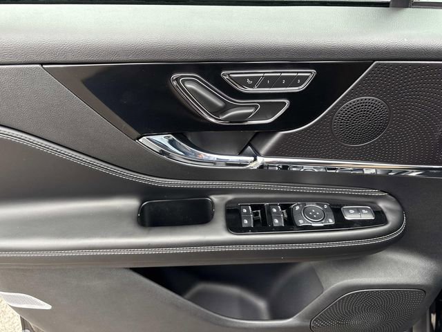 New 2026 Lincoln Corsair Premiere image 20