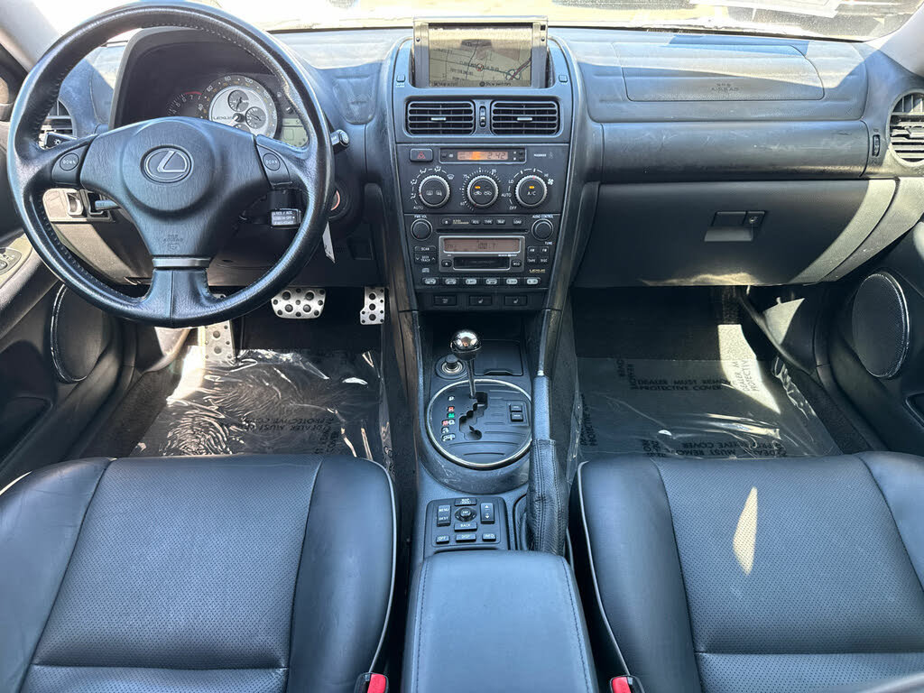 Used 2002 Lexus IS 300 SportCross RWD image 20