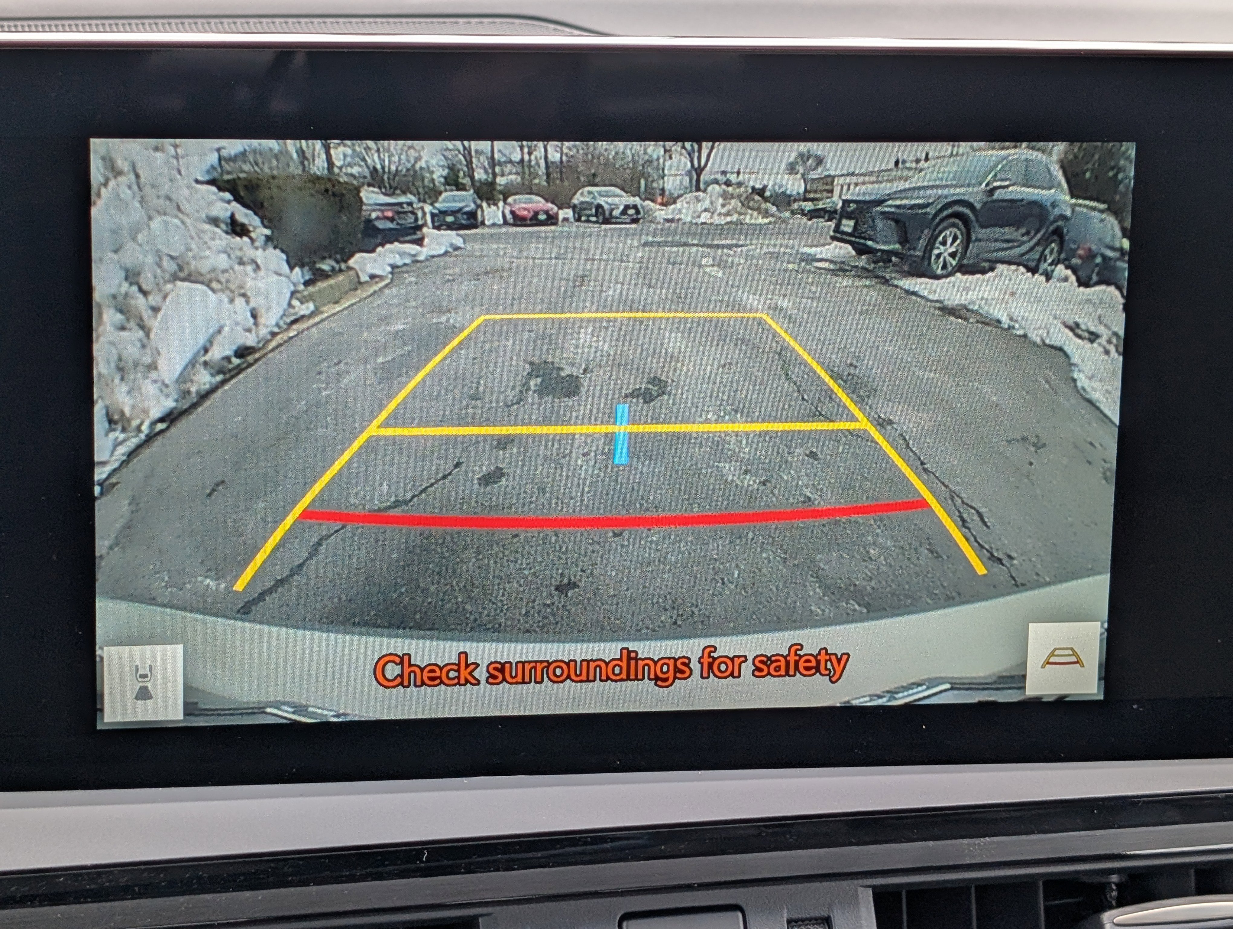 Certified 2025 Lexus ES 300h w/ Premium Package image 28