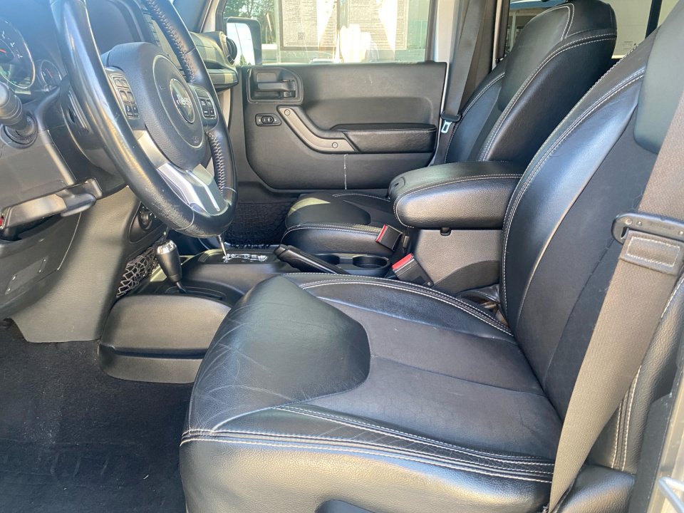 Used 2018 Jeep Wrangler Unlimited Sport AWD/4WD image 34