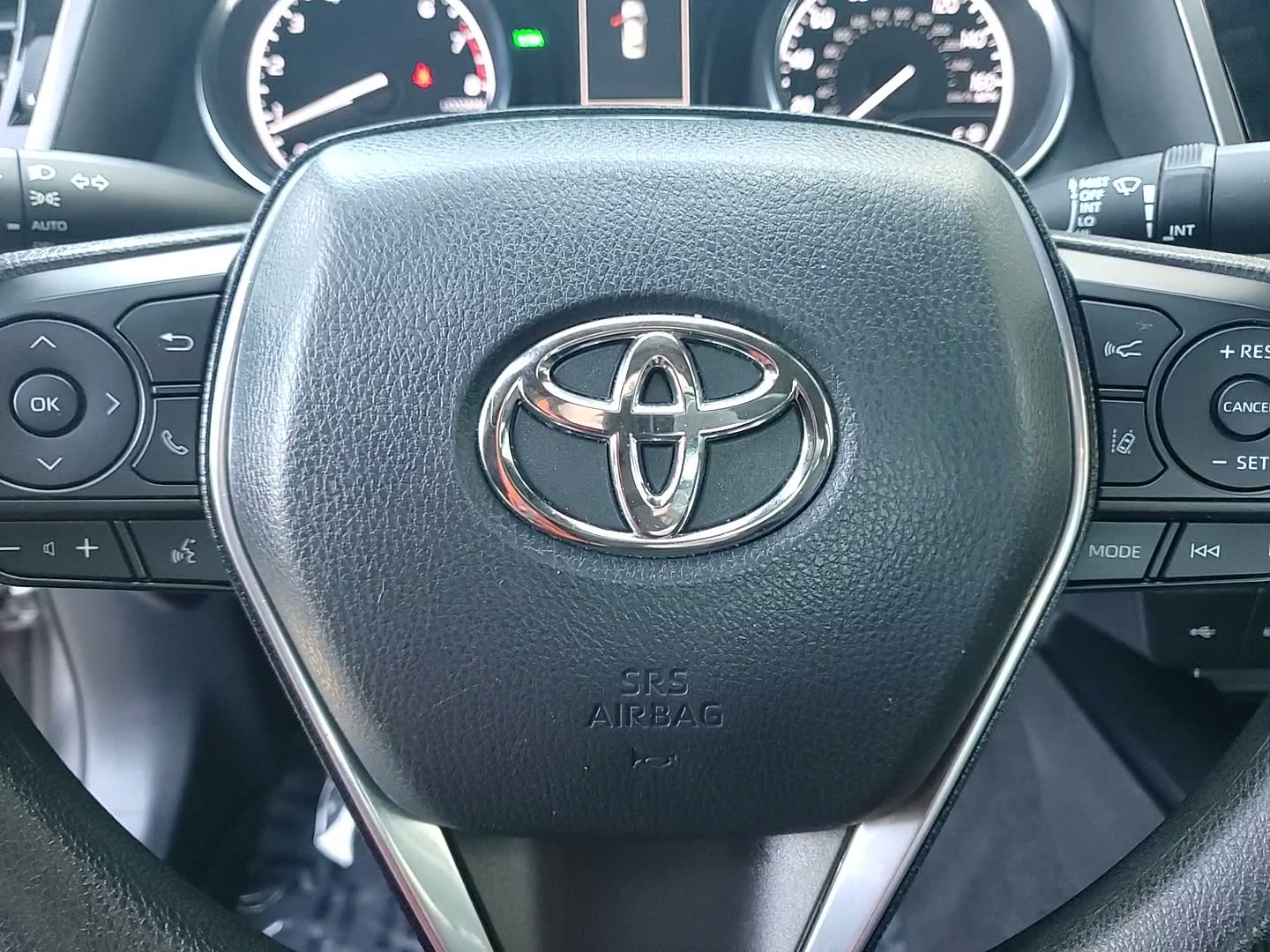 Certified 2020 Toyota Camry LE w/ Convenience Package image 22