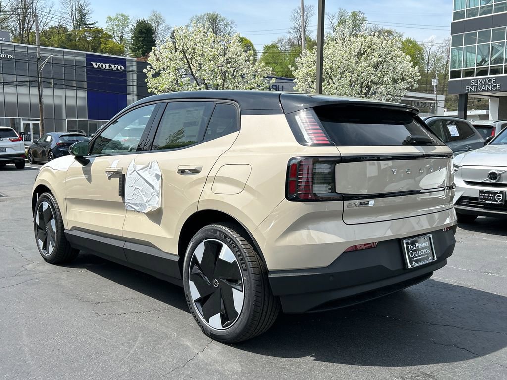 New 2026 Volvo EX30 Plus w/ Protection Package Premier image 4