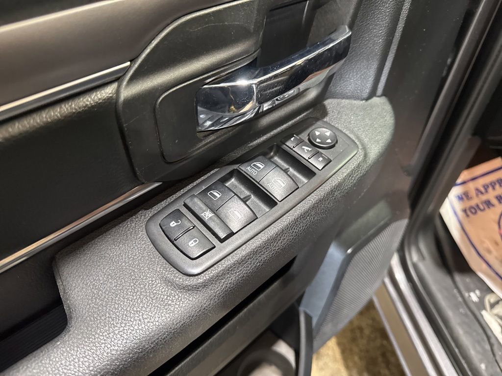 Used 2021 RAM 1500 Classic Warlock image 18