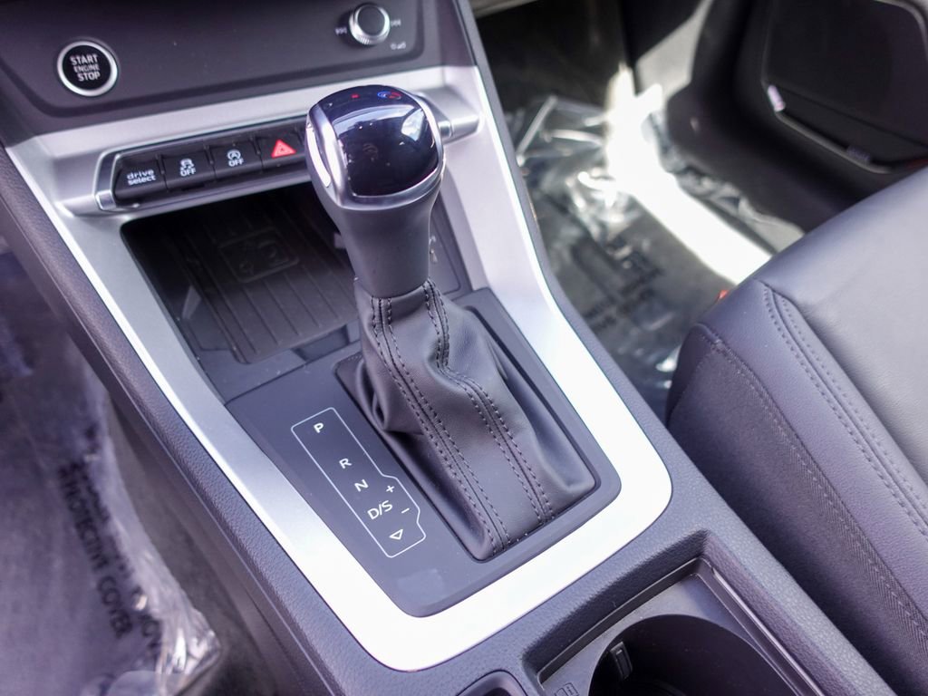 Used 2025 Audi Q3 2.0T Premium w/ Convenience Plus Package image 19