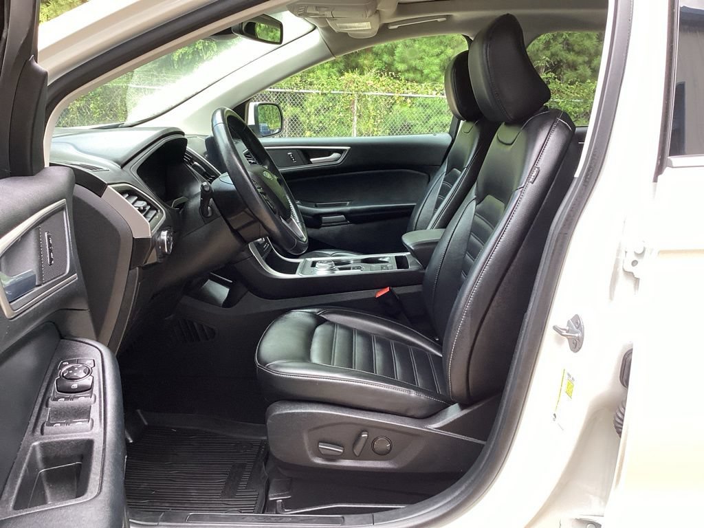 Used 2022 Ford Edge SEL w/ Convenience Package AWD/4WD image 32