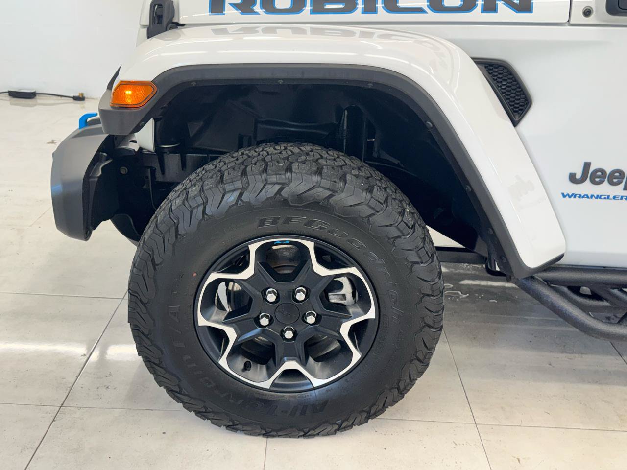Used 2023 Jeep Wrangler Unlimited Rubicon 4xe w/ Cold Weather Group AWD/4WD image 39