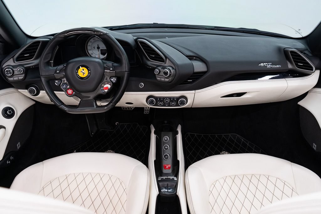 Used 2018 Ferrari 488 Spider RWD image 28