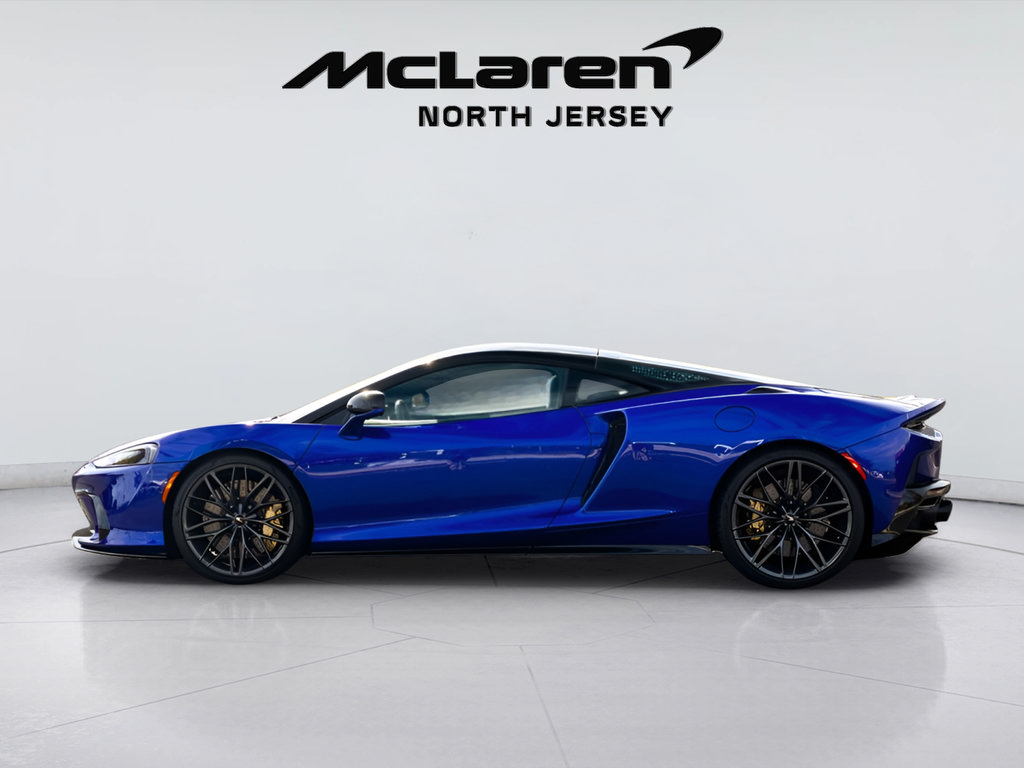 New 2025 McLaren GTS RWD image 3