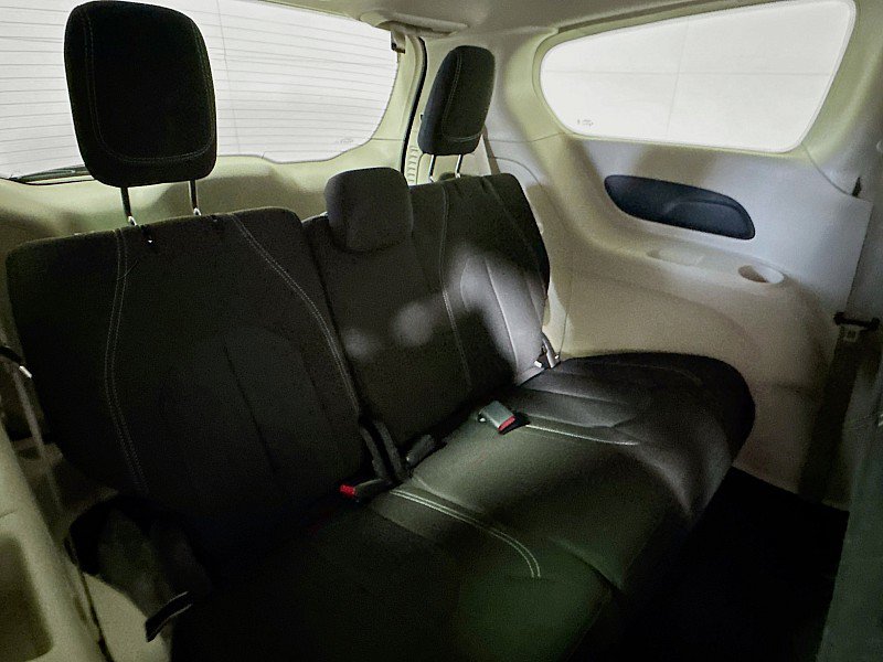 Used 2023 Chrysler Voyager LX FWD image 26