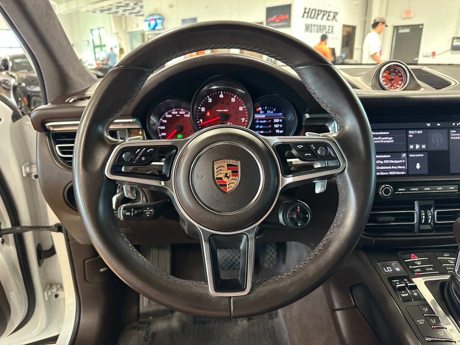 Used 2019 Porsche Macan S w/ Premium Package Plus AWD/4WD image 17