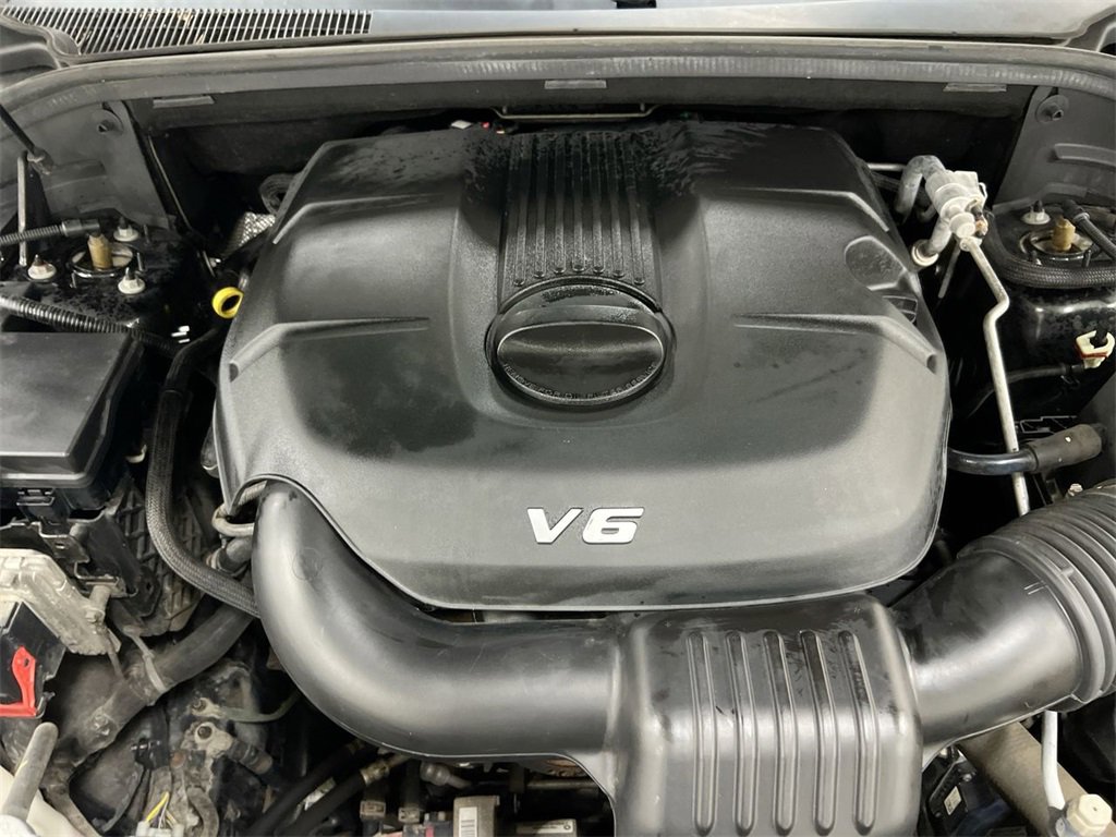 Used 2015 Jeep Grand Cherokee Overland image 26