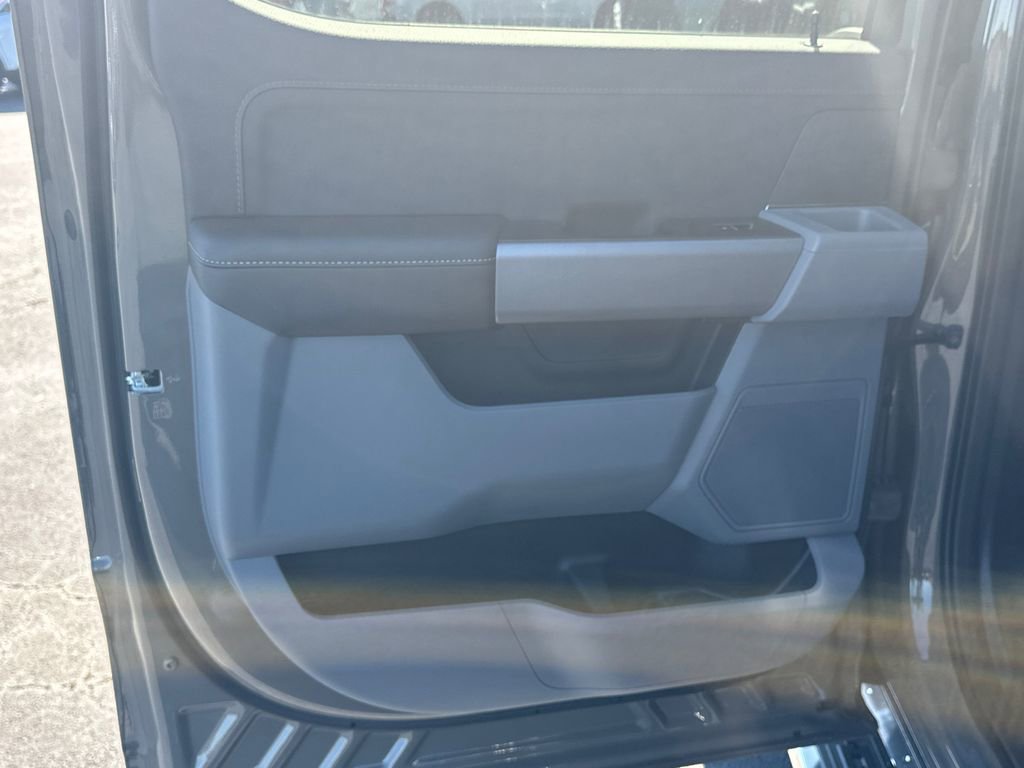 Used 2025 Ford F150 XLT w/ Equipment Group 302A MID image 21