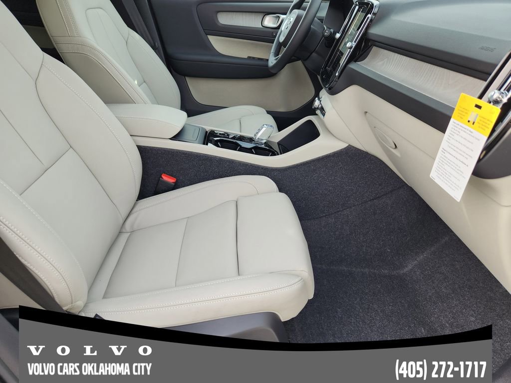 New 2026 Volvo XC40 B5 Plus w/ Protection Package Premier image 13