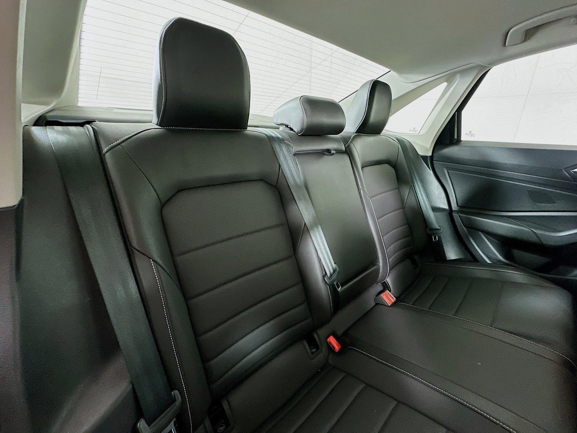 Used 2024 Volkswagen Jetta SE image 24