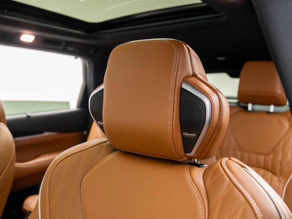 New 2026 INFINITI QX60 Autograph w/ Dark Cargo Package AWD/4WD image 16