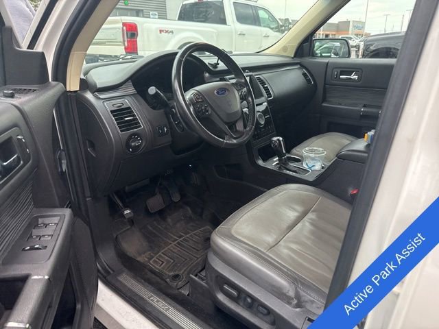 Used 2016 Ford Flex Limited w/ Equipment Group 301A FWD image 11