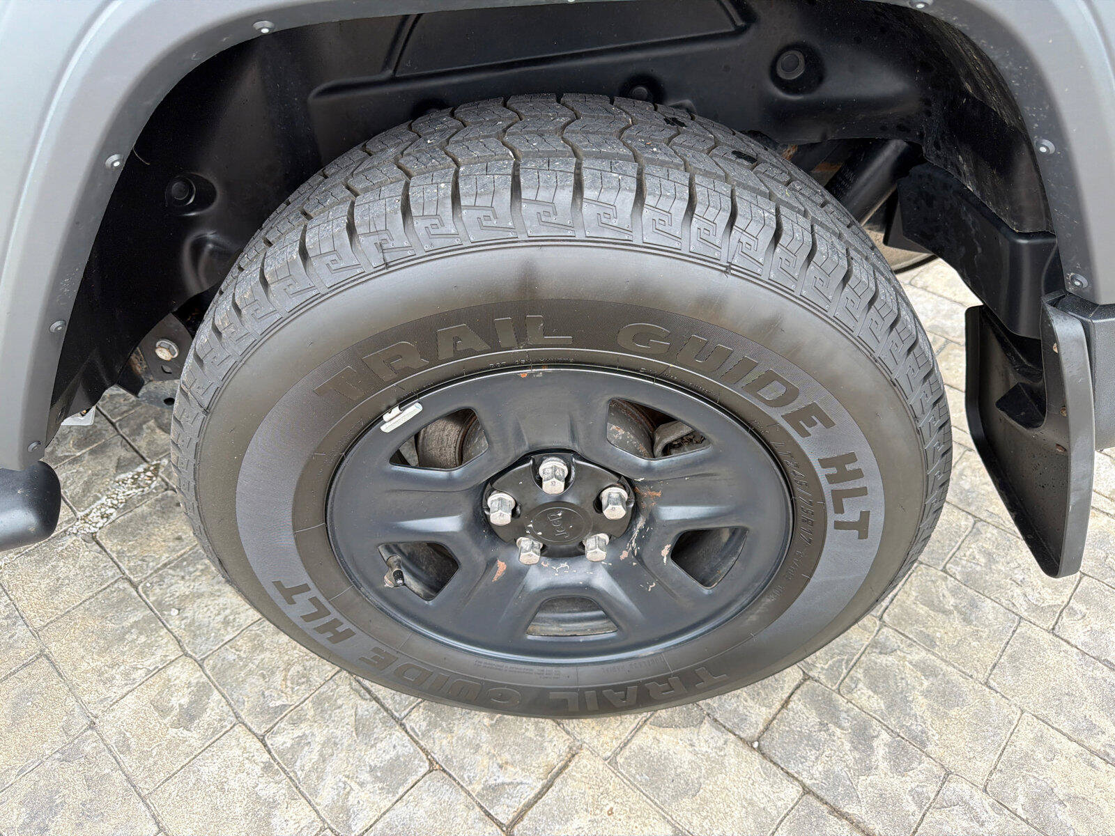 Used 2019 Jeep Wrangler Sport AWD/4WD image 10