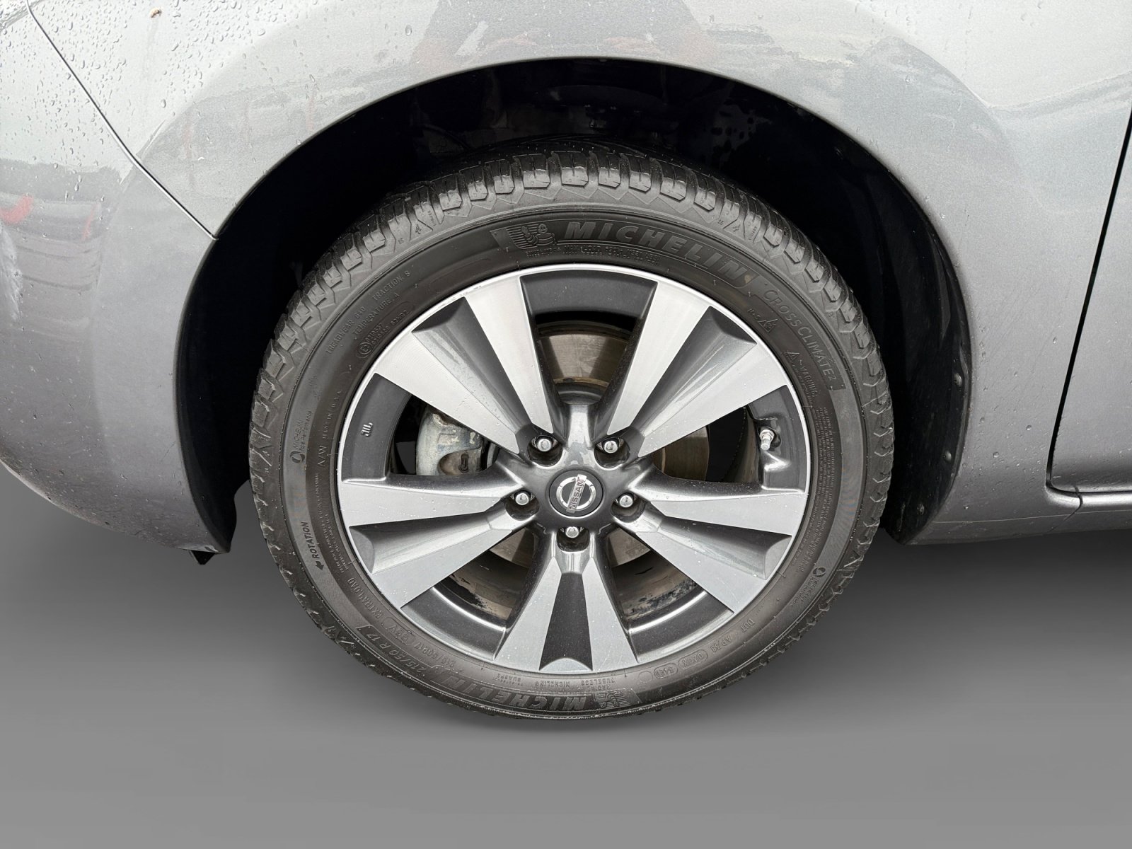 Used 2016 Nissan Leaf SV image 9