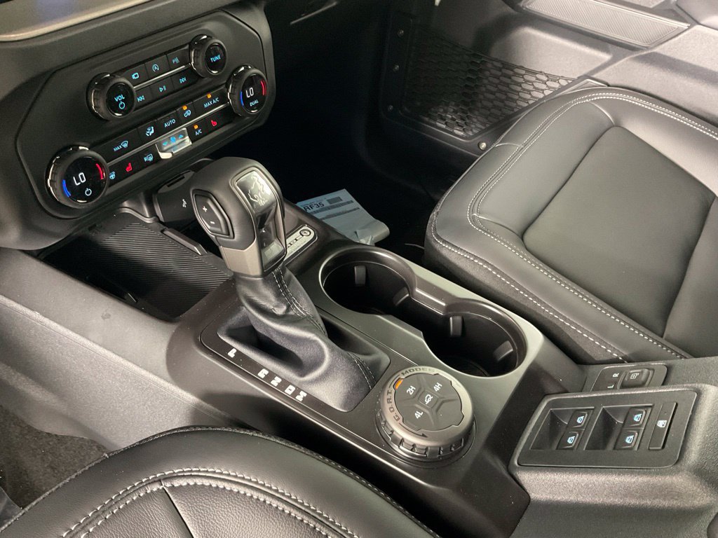 New 2026 Ford Bronco Outer Banks AWD/4WD image 19