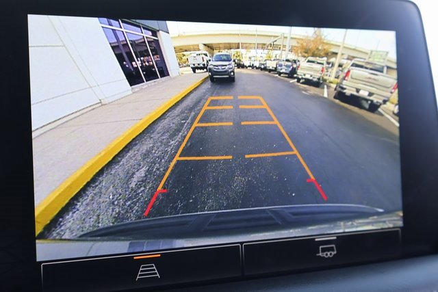 Certified 2022 GMC Yukon XL SLE w/ Gmc Pro Safety Plus Package image 26