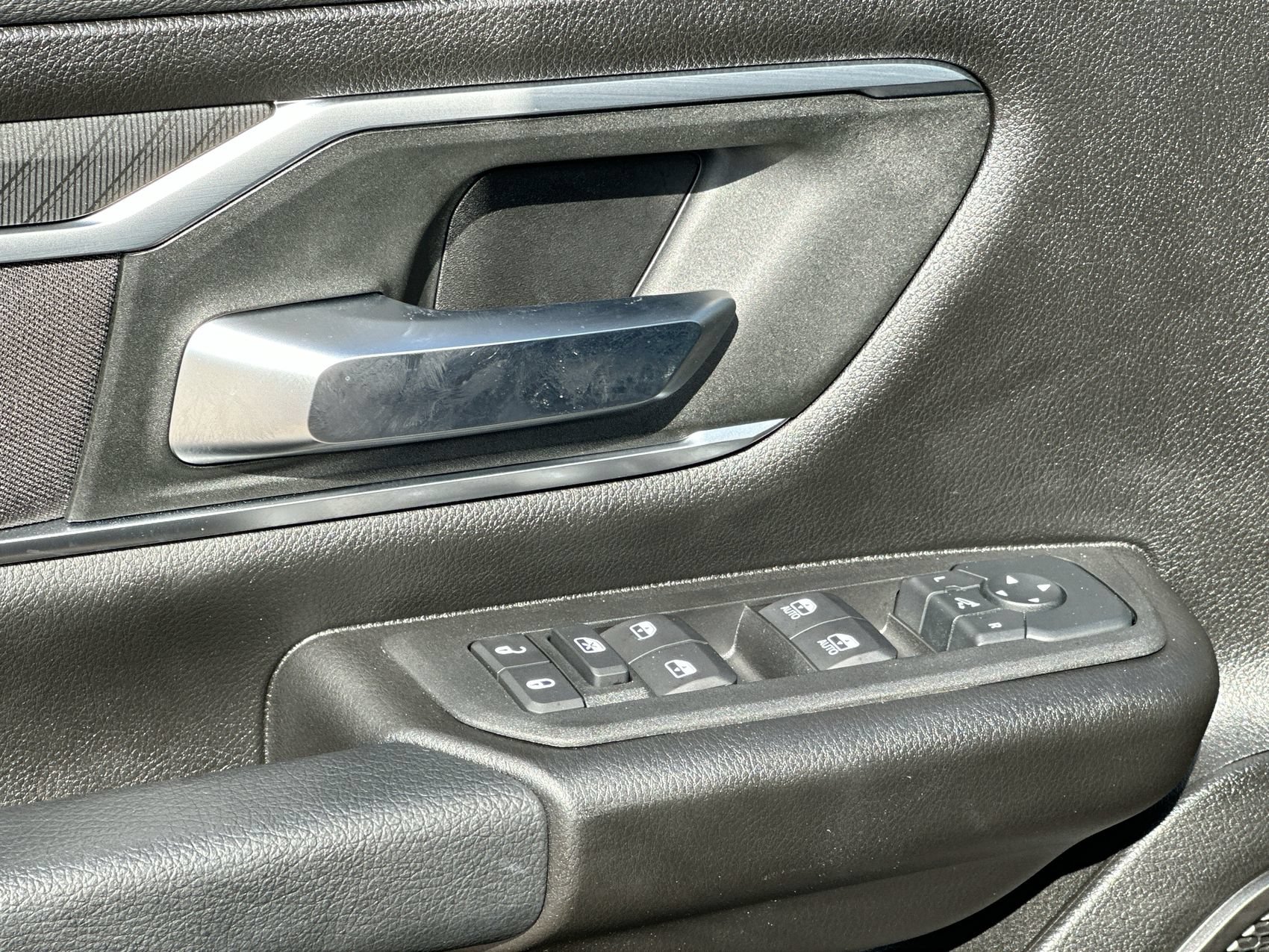 Used 2025 RAM 1500 Lone Star AWD/4WD image 13