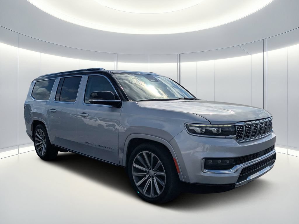 Used 2023 Jeep Grand Wagoneer L Series II AWD/4WD image 1