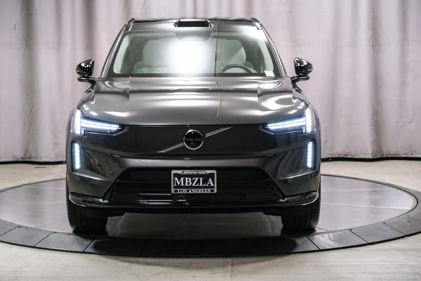Used 2025 Volvo EX90 Ultra w/ Protection Package Premier AWD/4WD image 6