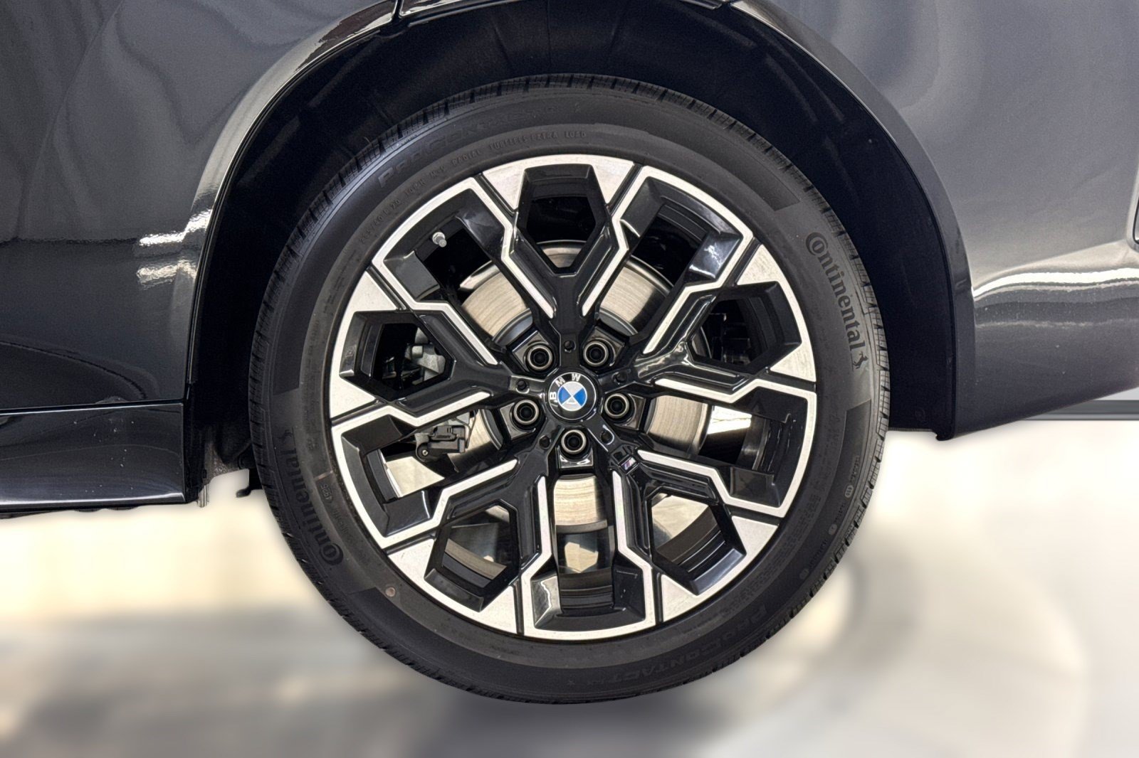 Used 2026 BMW X3 xDrive30i w/ M Sport Package AWD/4WD image 11
