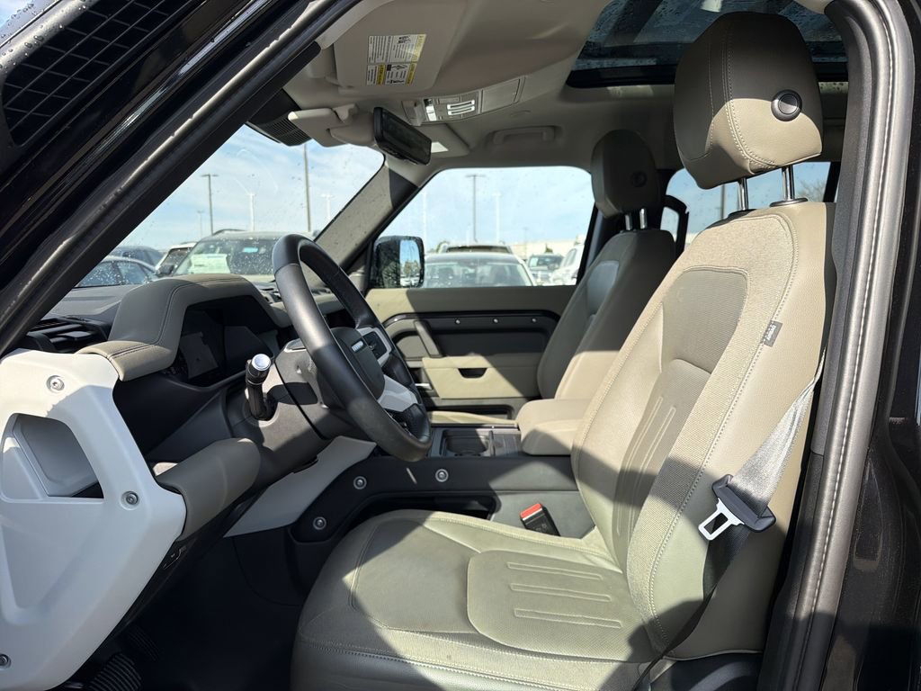 Used 2020 Land Rover Defender 110 S image 3