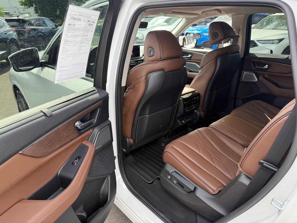 Certified 2026 Acura MDX SH-AWD w/ Advance Package image 14