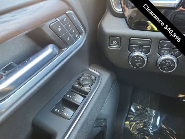 Used 2025 GMC Sierra 1500 SLT AWD/4WD image 34