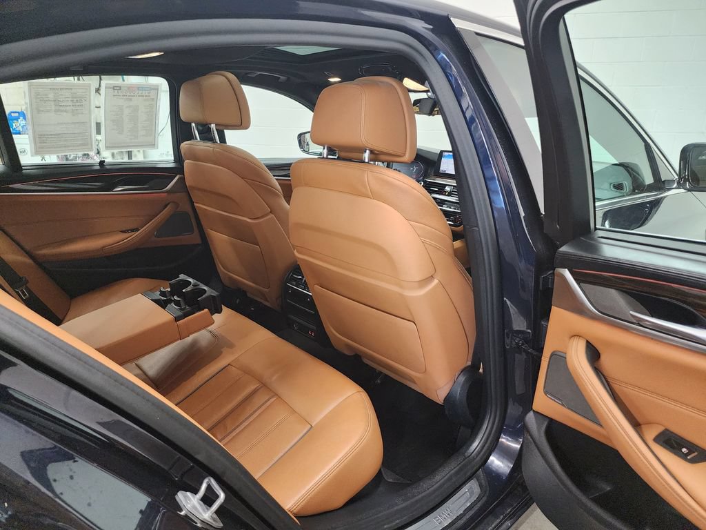 Used 2020 BMW 530i xDrive w/ Executive Package AWD/4WD image 32
