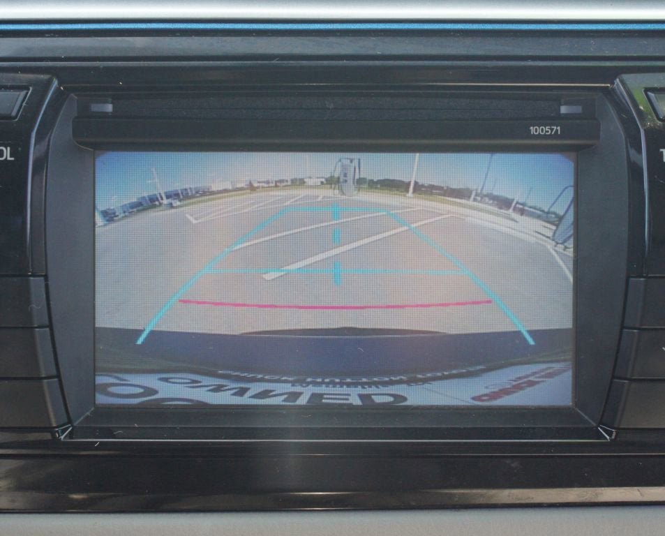 Used 2016 Toyota Corolla LE FWD image 7