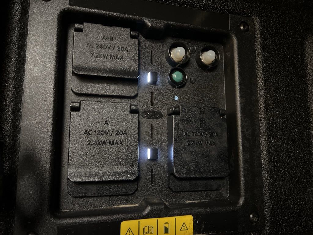 Used 2024 Ford F150 Lightning Flash w/ Max Trailer Tow Package image 35