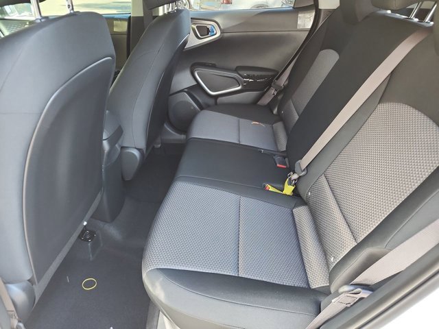 Used 2025 Kia Soul LX image 12
