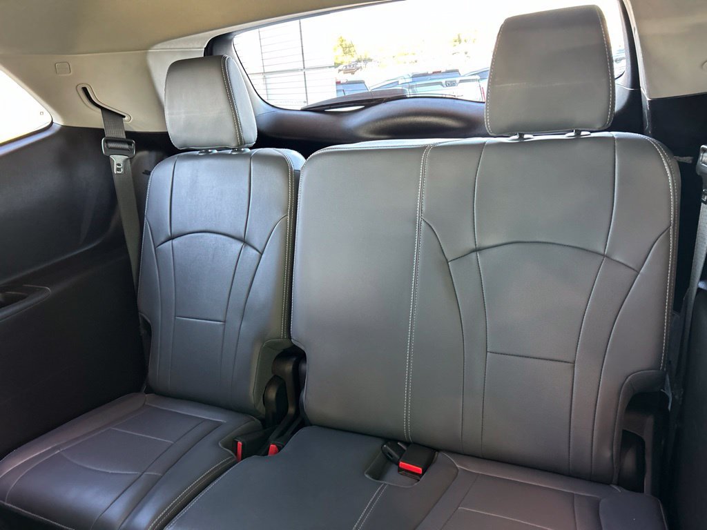 Used 2018 Buick Enclave Premium FWD image 10