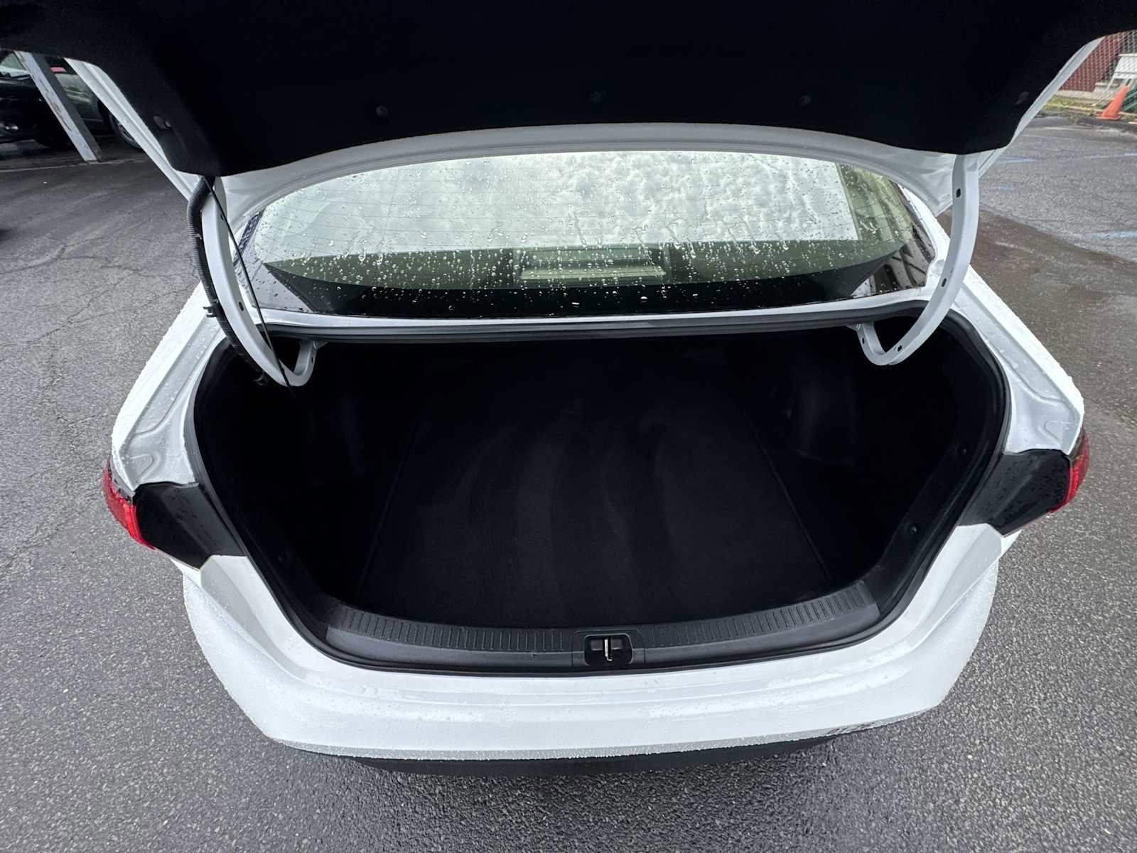 Used 2023 Toyota Corolla LE image 22