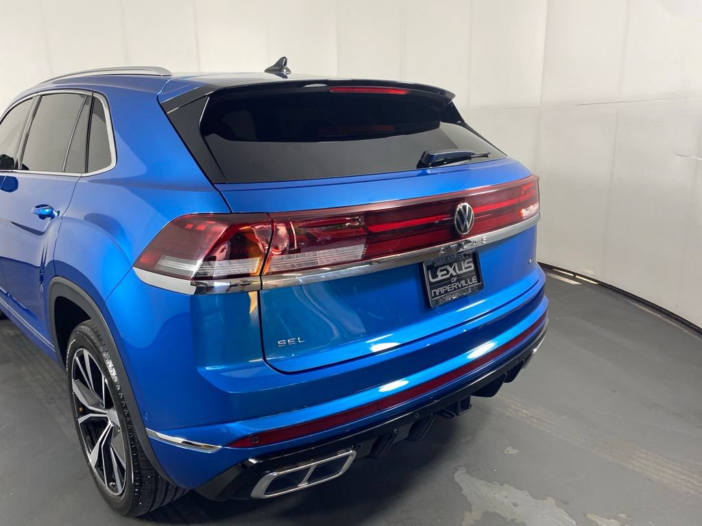 Used 2024 Volkswagen Atlas Cross Sport SEL Premium R-Line AWD/4WD image 9