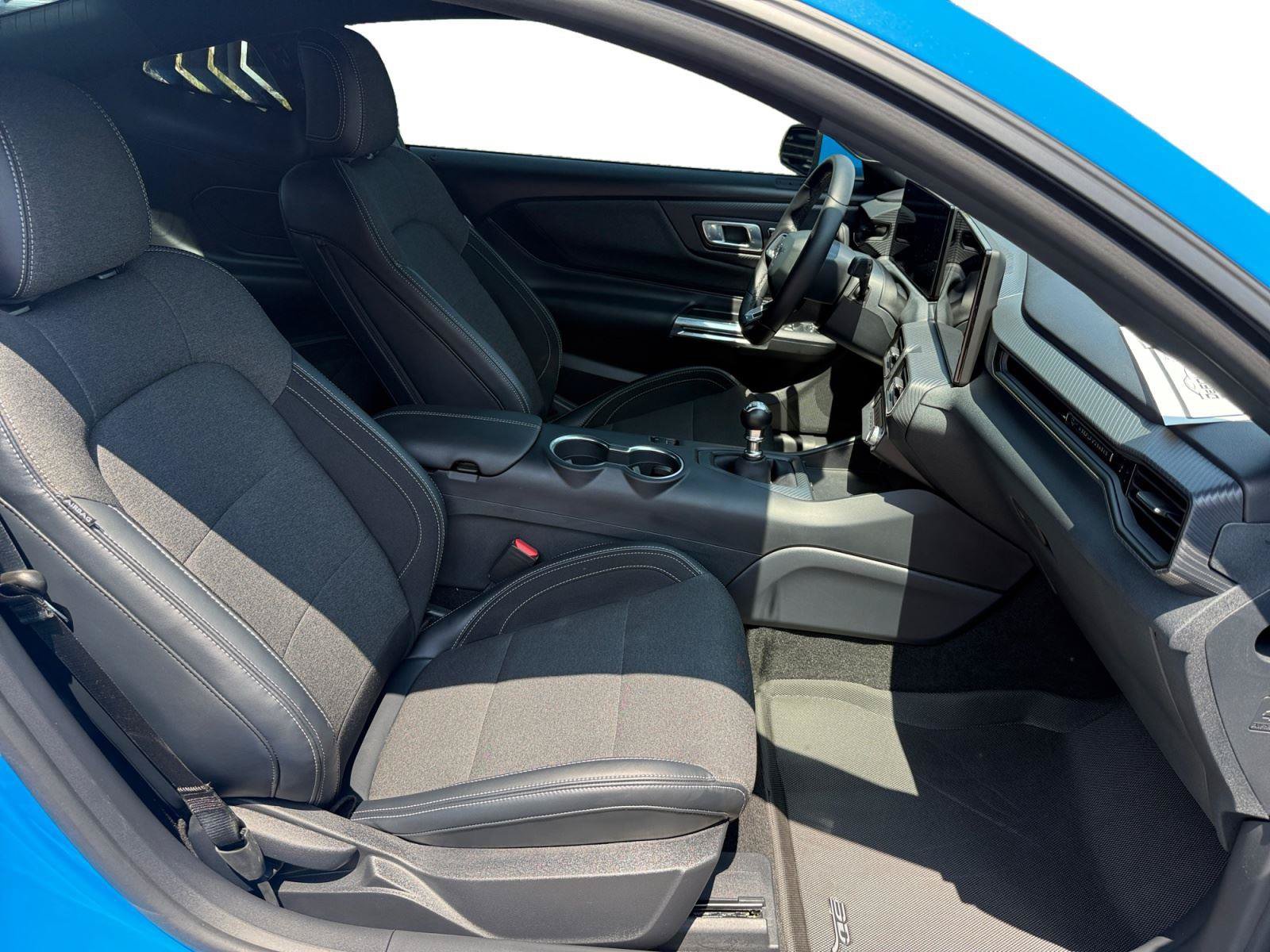 Used 2025 Ford Mustang GT RWD image 21