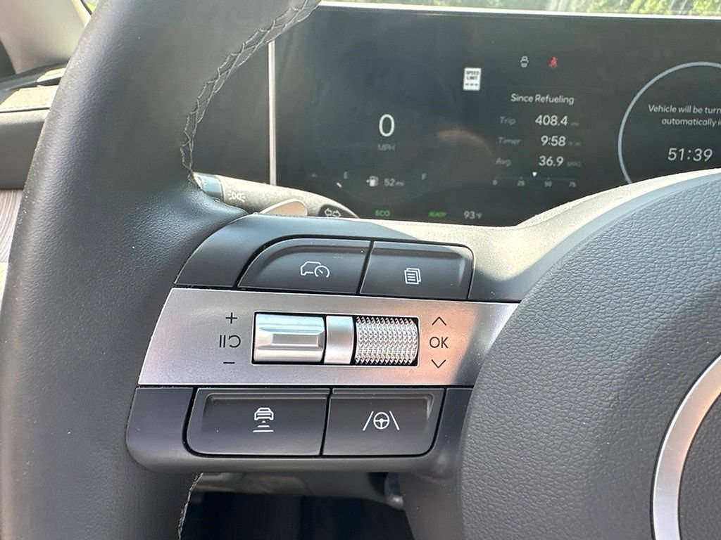 Used 2025 Hyundai Sonata Limited FWD image 14