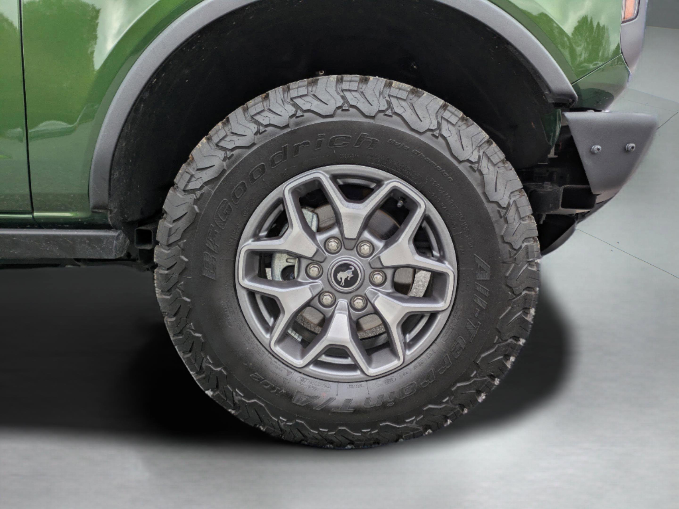 Used 2025 Ford Bronco Badlands image 12