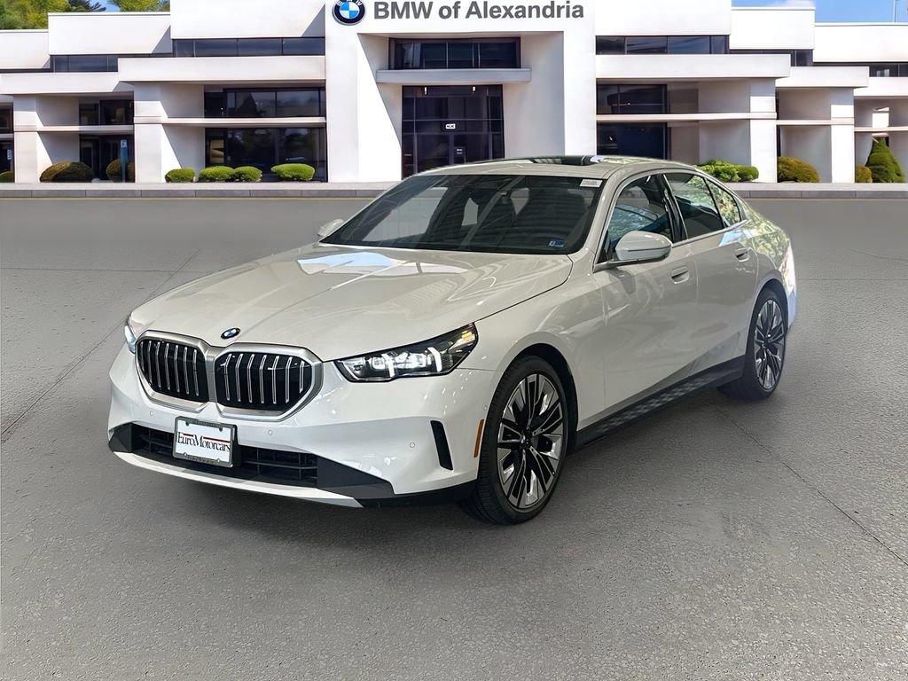 Used 2024 BMW 530i xDrive w/ Premium Package