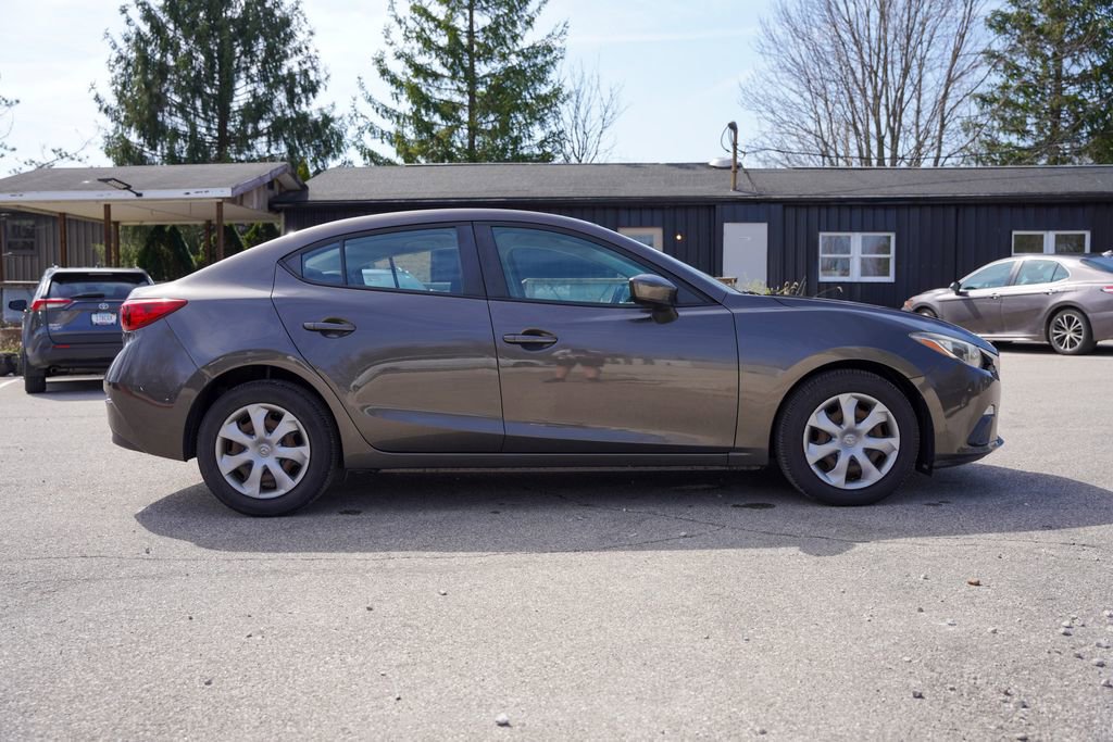 Used 2014 MAZDA MAZDA3 i Sport FWD image 10