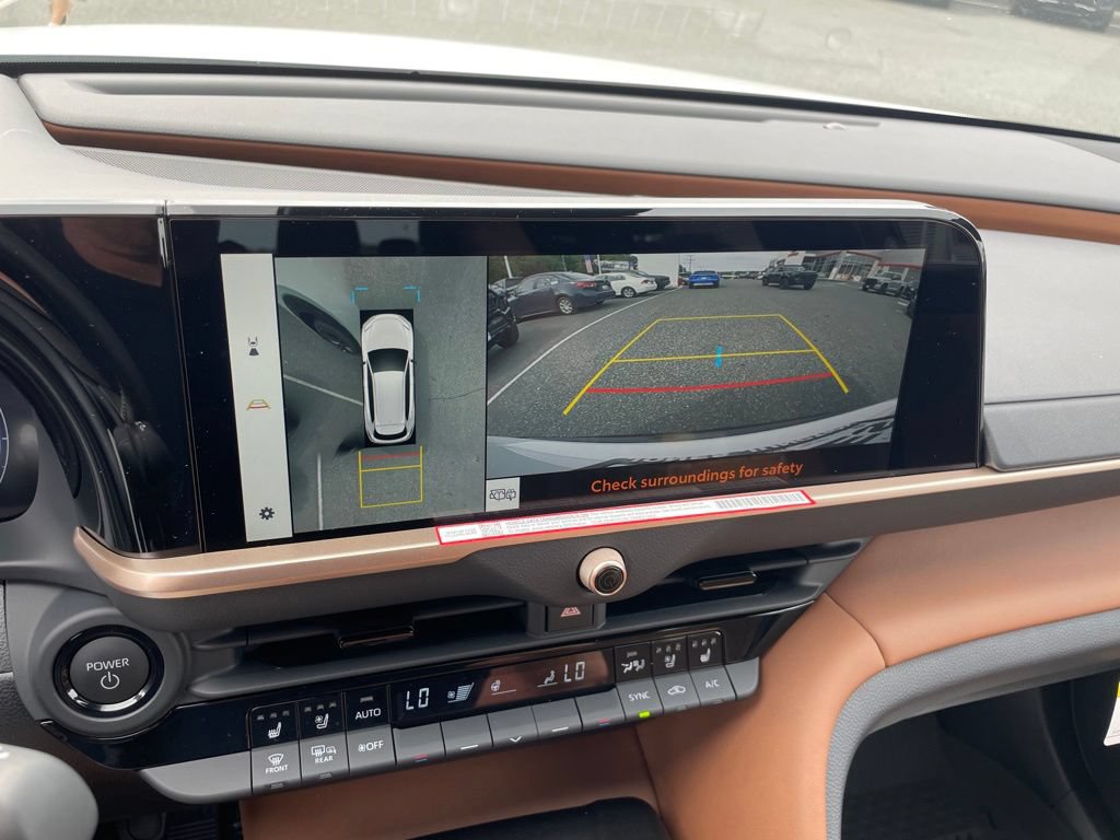 New 2026 Toyota Crown Signia AWD/4WD image 15