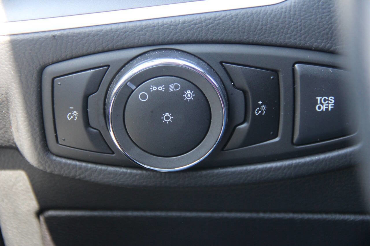 Used 2023 Ford Edge SEL image 27