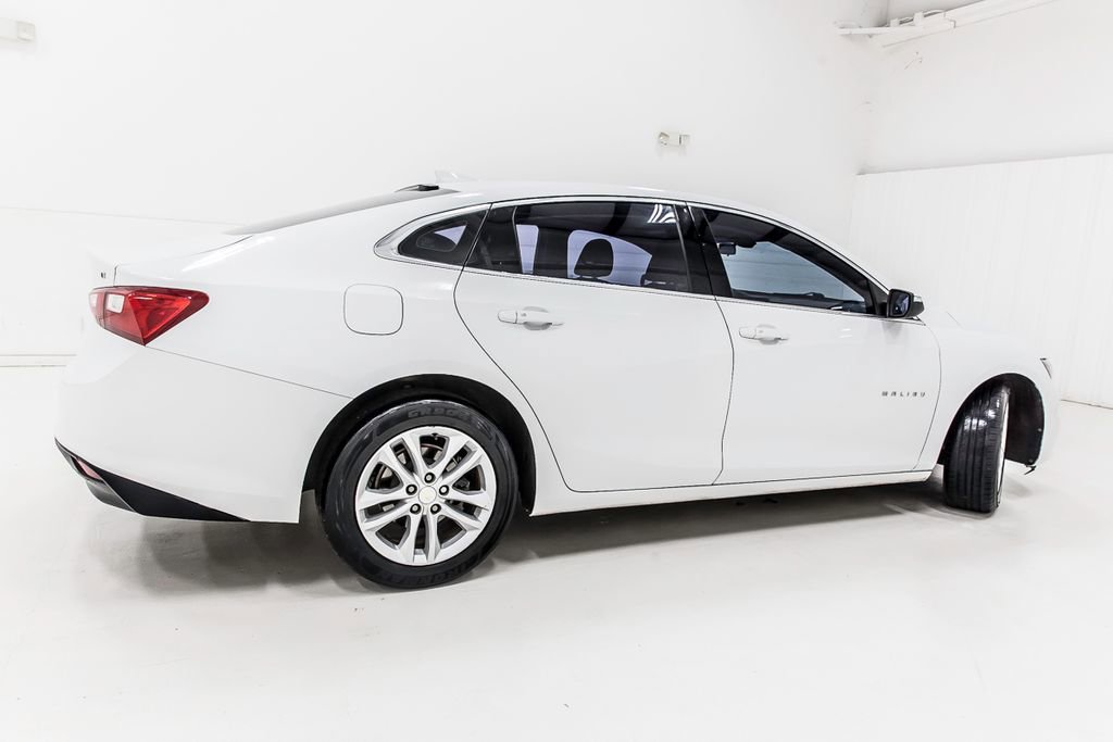 Used 2016 Chevrolet Malibu LT image 7