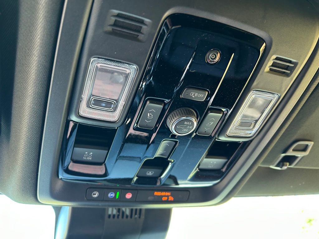 New 2026 GMC Yukon Denali w/ Sun & Power Step Package AWD/4WD image 62